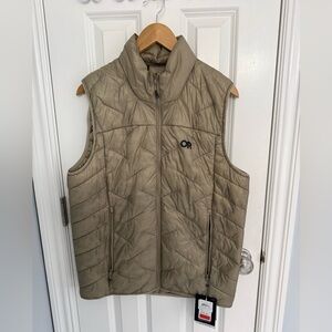 NEW Outdoor Research Men's SuperStrand LT Vest medium